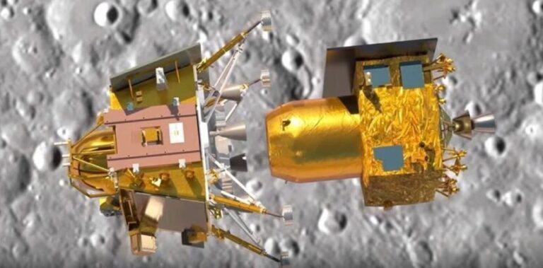 ചരിത്രം തൊടാൻ നിമിഷങ്ങളുടെ കാത്തിരിപ്പ്; ചന്ദ്രയാന്റെ അവസാന 15 മിനിറ്റുകൾ നിർണായകം