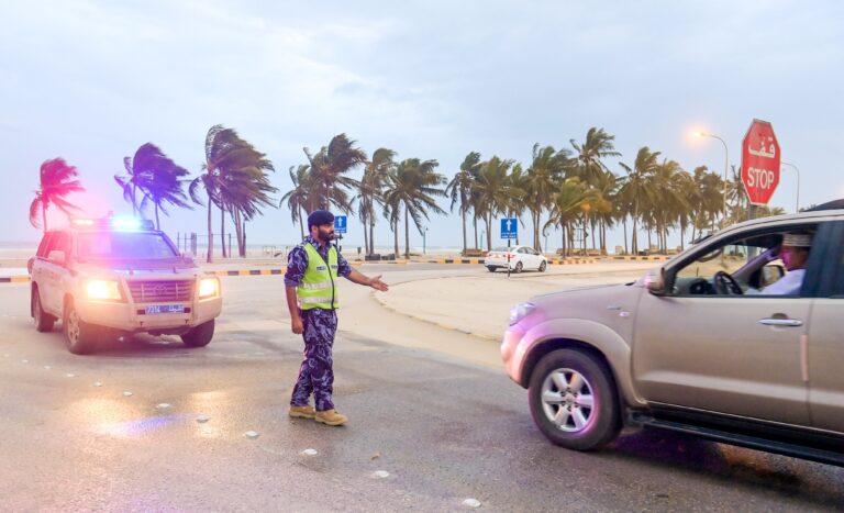 തേജ് ചുഴലിക്കാറ്റ്: ഒമാനില്‍ ദോഫാര്‍ മേഖലയില്‍ ശക്തമായ മഴ