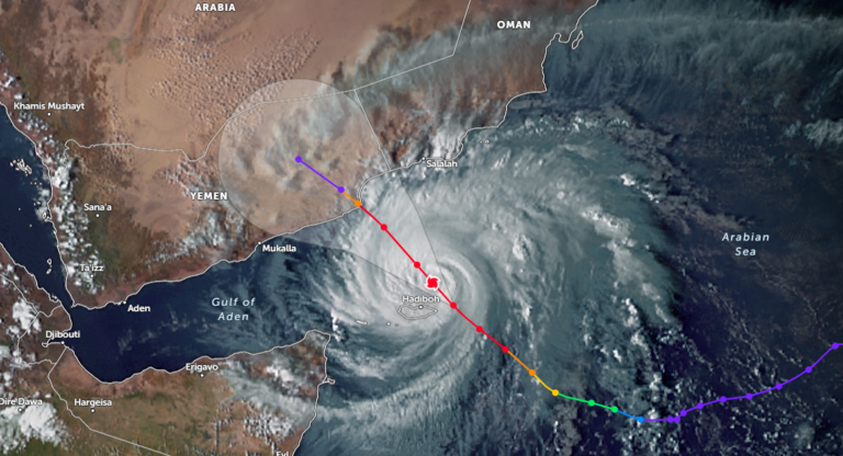 തേജ് ചുഴലിക്കാറ്റ്:യുഎഇയില്‍ മഴയ്ക്ക് സാധ്യതയെന്ന് കാലാവസ്ഥാ കേന്ദ്രം