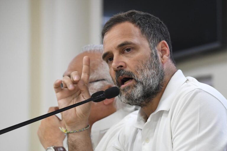 ‘പാര്‍ലമെന്‍റ് സുരക്ഷാ വീഴ്ച: കാരണം തൊഴിലില്ലായ്മയും വിലക്കയറ്റവും’; വിമർശനവുമായി രാഹുല്‍ ഗാന്ധി