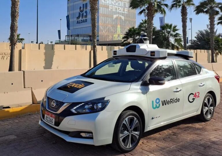 അബുദബിയില്‍ റോബോ ടാക്‌സികള്‍ ഉടനെത്തും