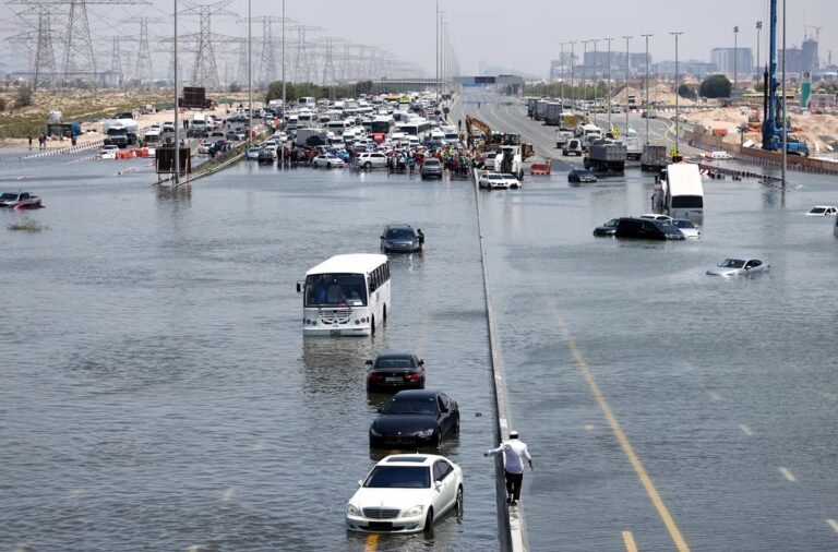 മഴക്കാല വെള്ളക്കെട്ട് ഒഴിവാക്കുന്നതിന് ബൃഹദ് പദ്ധതിയുമായി ദുബൈ