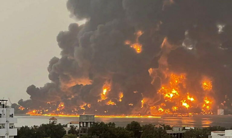 സനായില്‍ രൂക്ഷമായ ആക്രമണം നടത്തി ഇസ്രയേല്‍ സൈന്യം