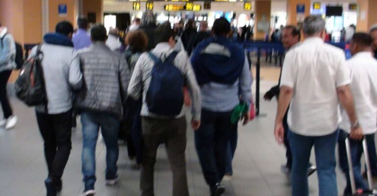 അനധികൃത താമസം, എണ്‍പതിലധികം പ്രവാസികളെ നാടുകടത്തി