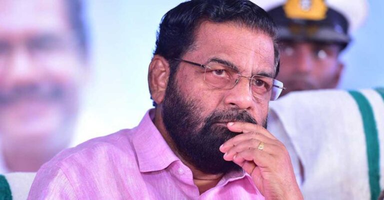 ശബരിമല സ്വര്‍ണപാളികേസ് – കടകംപള്ളി സുരേന്ദ്രനെ ചോദ്യം ചെയ്തു