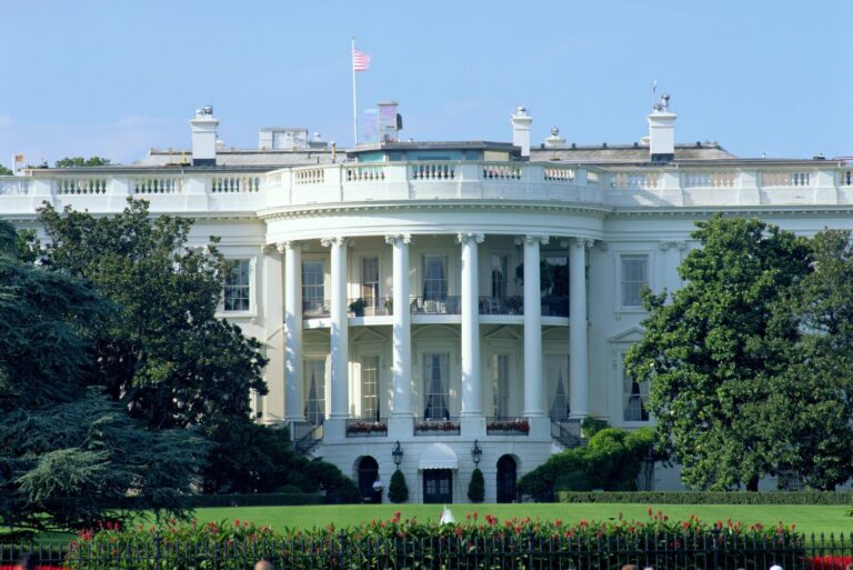 ഇറാന്‍ – യുഎസ് സംഘര്‍ഷം; നയതന്ത്രം ആഗ്രഹിക്കുന്നുവെന്ന് അമേരിക്ക